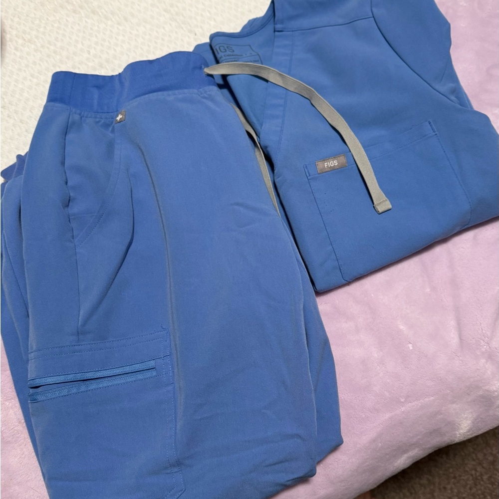 FIGS Royal Blue Scrub Set
